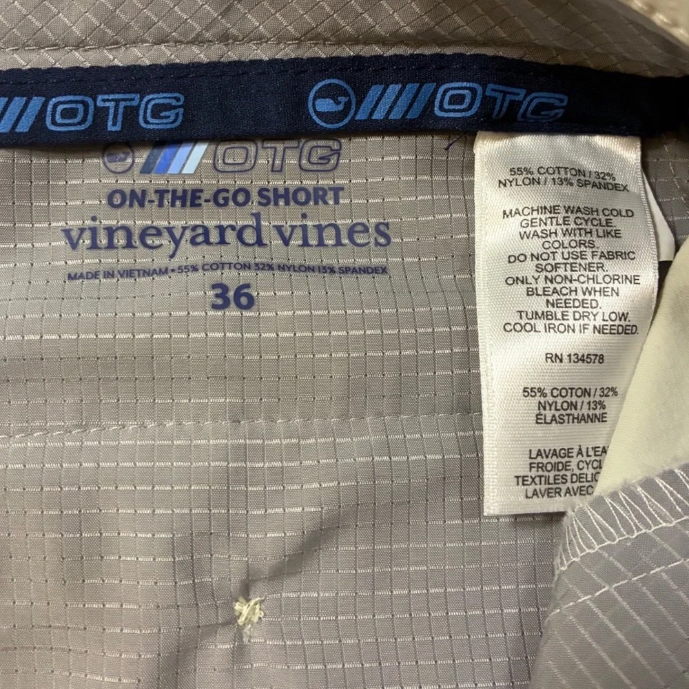 Vineyard Vines On-The-Go Shorts Mens 36 Stone Beige OTG Performance Chino 7